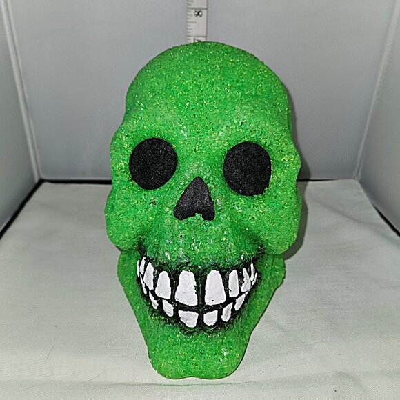 Halloween Neon Green Melted Popcorn Plastic Skull ~ No Light - Picture 1 of 5